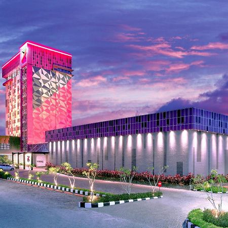 The Zuri Dumai Hotel Buitenkant foto