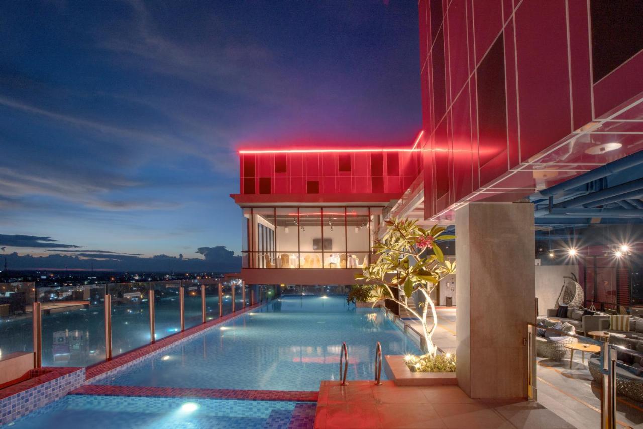 The Zuri Dumai Hotel Buitenkant foto